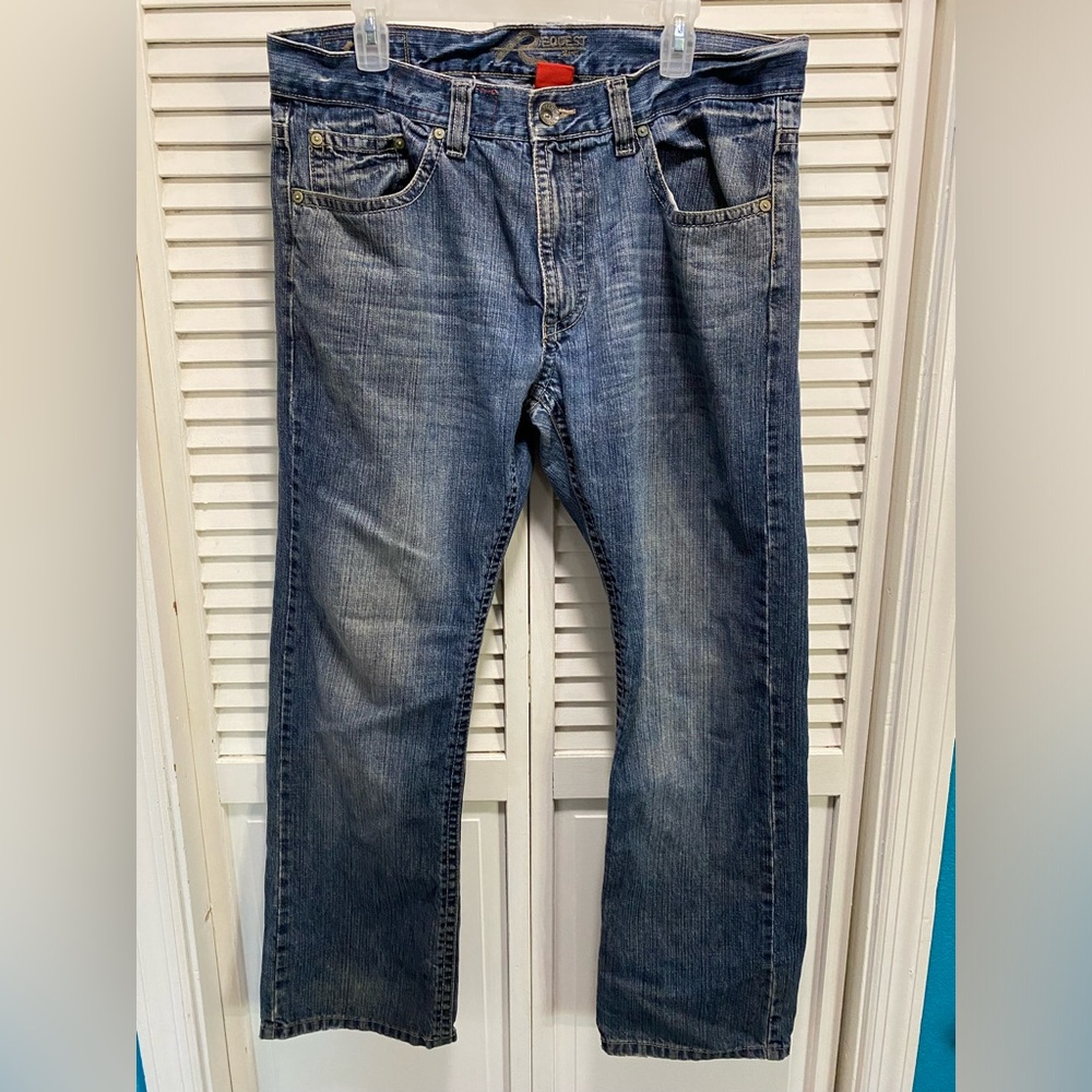 Request Jeans Mens Medium Wash Worn Look Size‎ 36x30 Mid Rise Cotton
